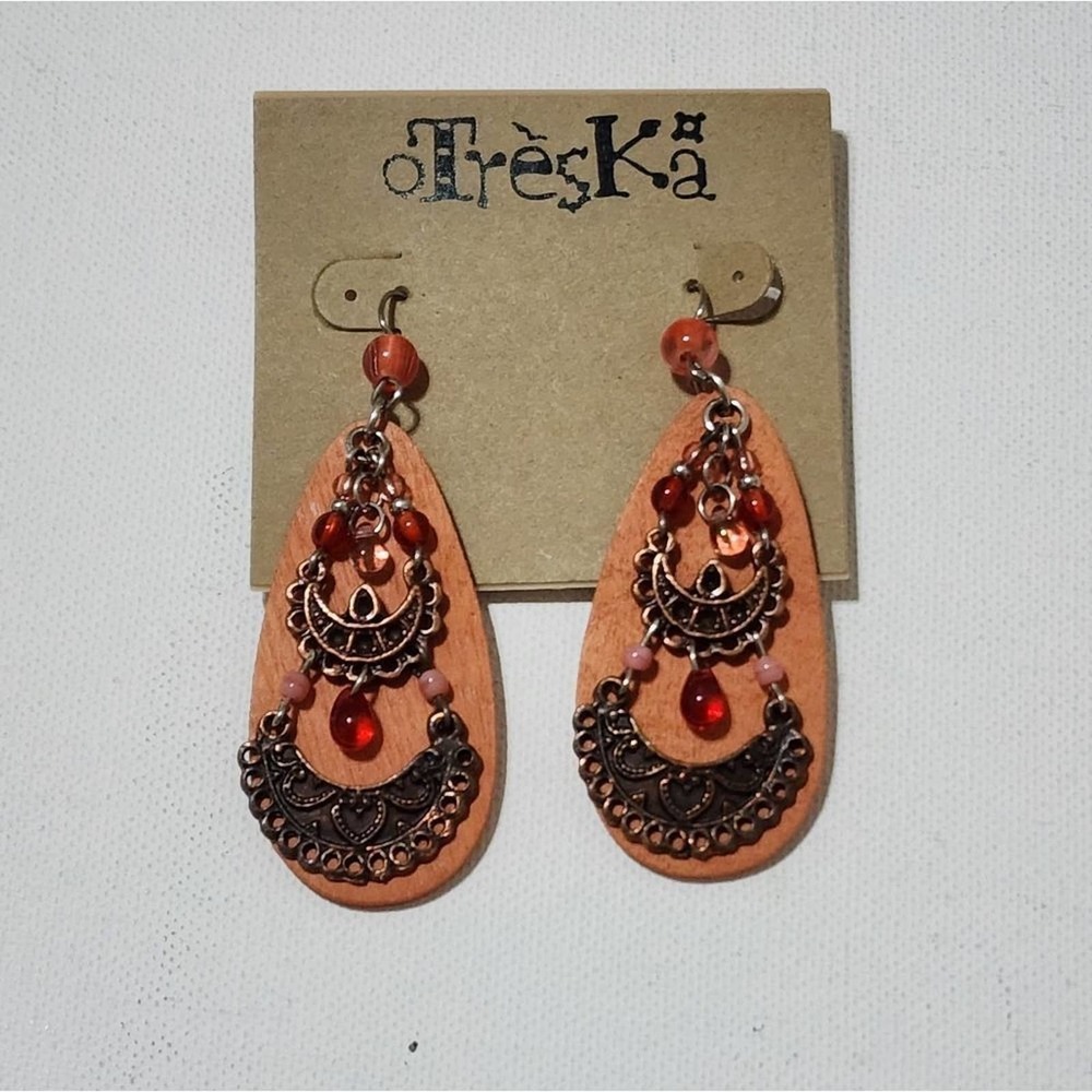 TRESKA‎ beaded Orange dangle chandelier earrings new!!!